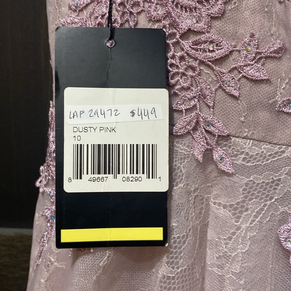NWT La Femme elegant prom dress. Size 10 - Picture 2 of 3